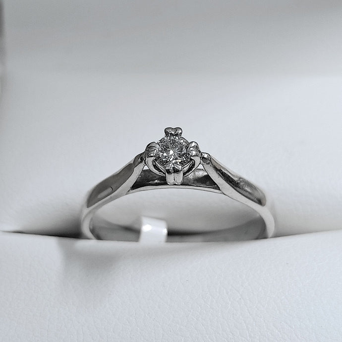 9ct white gold Diamond Solitaire Ring - Karlen Designs 