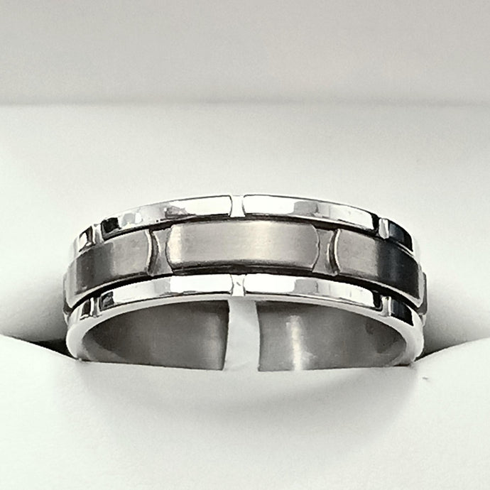 9ct and Titanium Gents Wedding Ring - Karlen Designs 