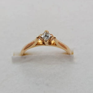 9 ct yellow gold Diamond ring - Karlen Designs 