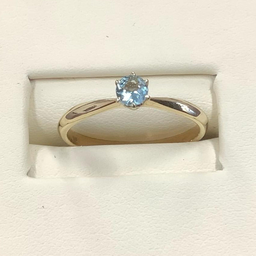 9ct Gold Aquamarine Ring - Karlen Designs 
